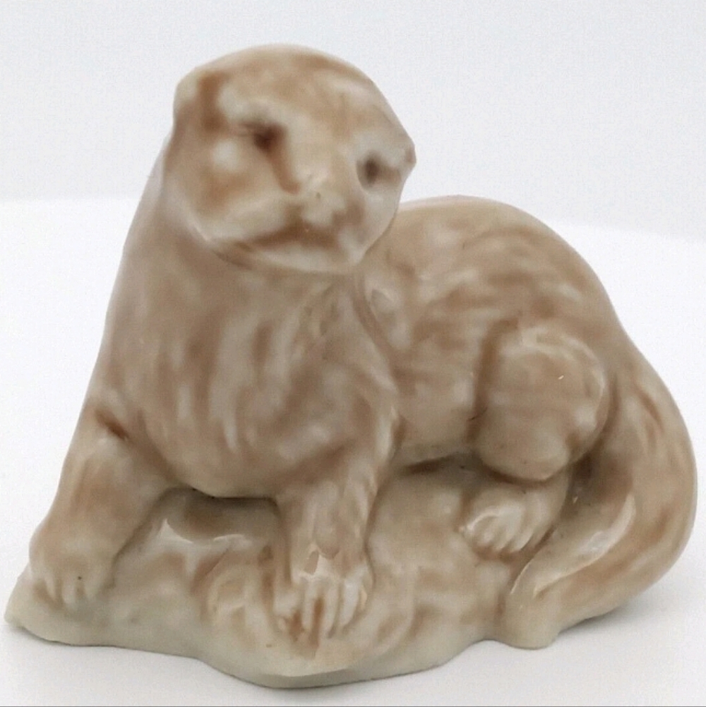 Wade England Sea Otter Ceramic with Tray